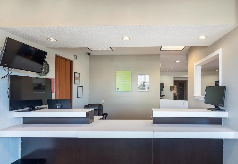 Studio Inn Extended Stay Oklahoma City Airport By Oyo Exteriör bild