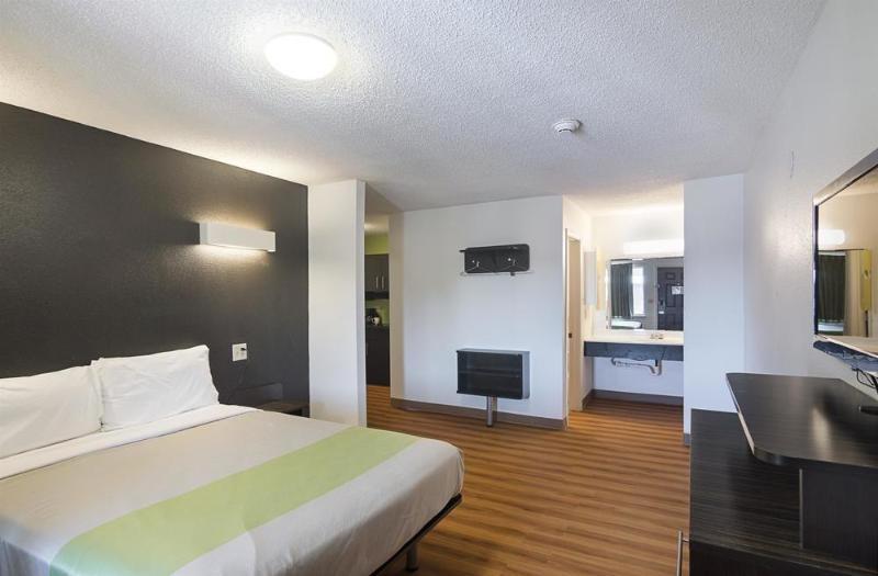 Studio Inn Extended Stay Oklahoma City Airport By Oyo Exteriör bild